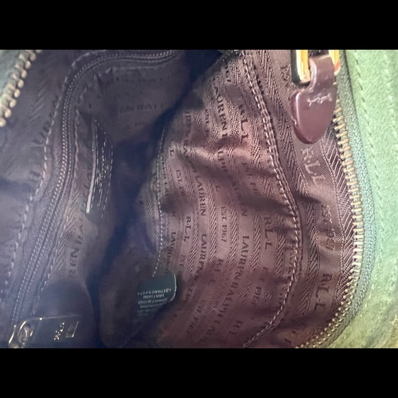 Olive green leather strap crossbody suede bag - Picture 14 of 17